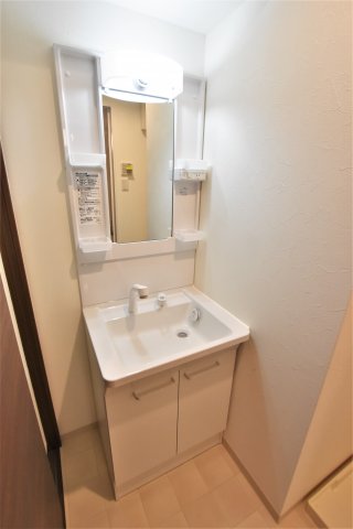 洗面設備　同物件、類似間取りのイメージ写真です