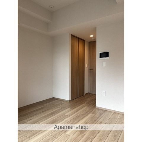 プレディアコート北千住の居間写真