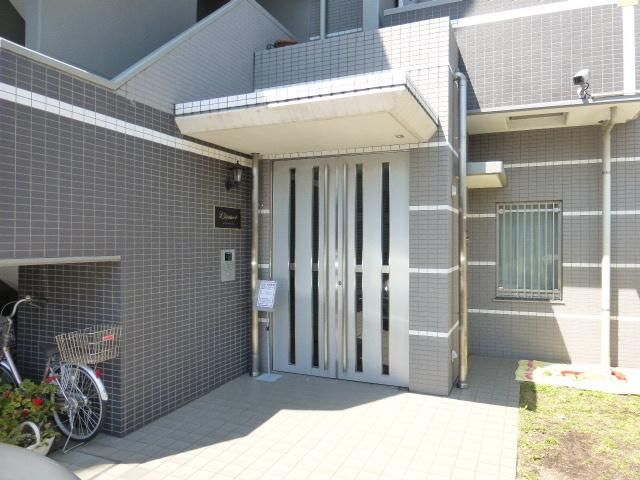エントランス　★お問い合わせはタウンハウジングまで★