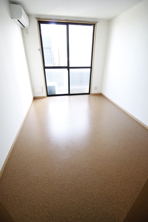 居室・リビング　※他部屋参考写真