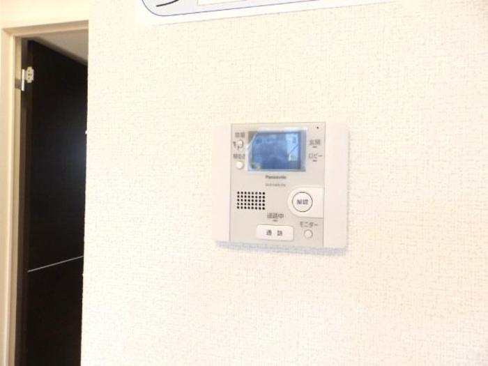 セキュリティ　モニター付きインターホン