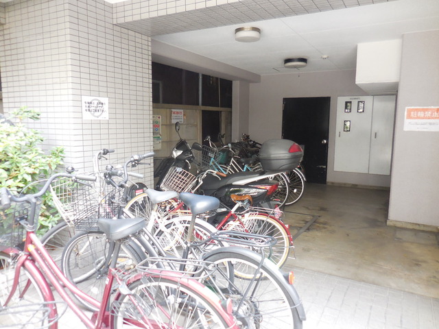 その他　駐輪場２０１６／６撮影