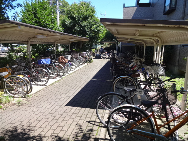 その他共有部分　屋根付き駐輪場
