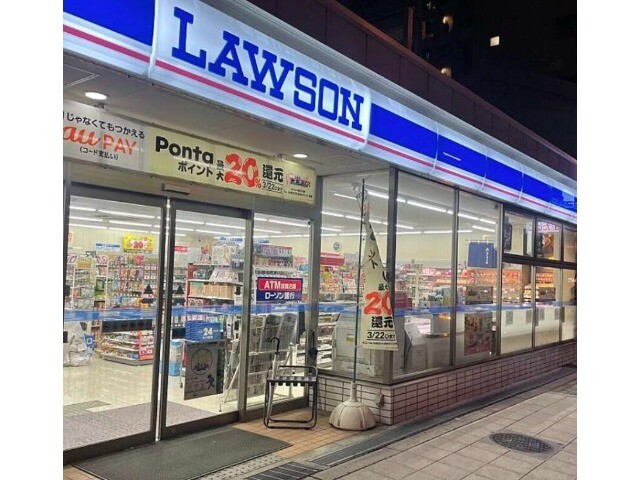 コンビニ　ローソン上町店（コンビニ）まで194m