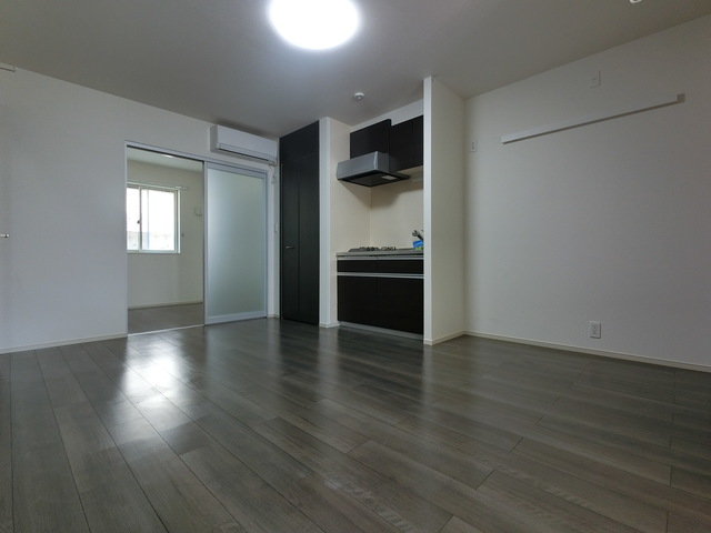 居室・リビング　★キレイなお部屋です★
