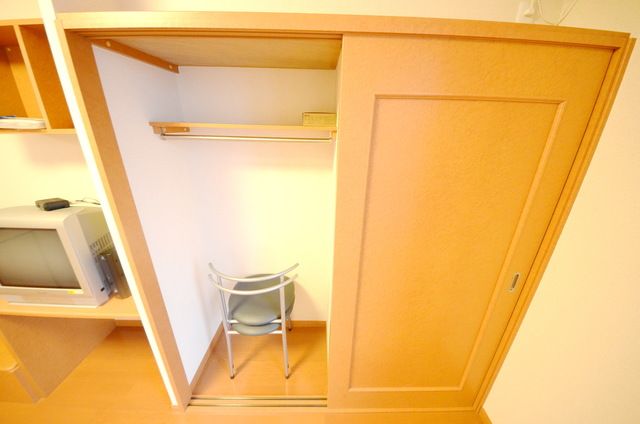 収納　※同タイプの別室によるイメージです。