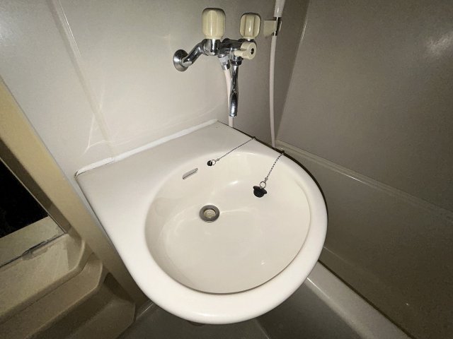 洗面設備　洗面所です