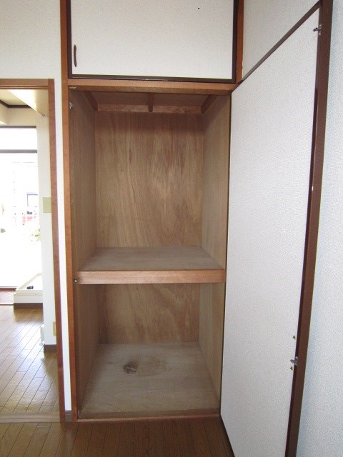 収納　別部屋参照
