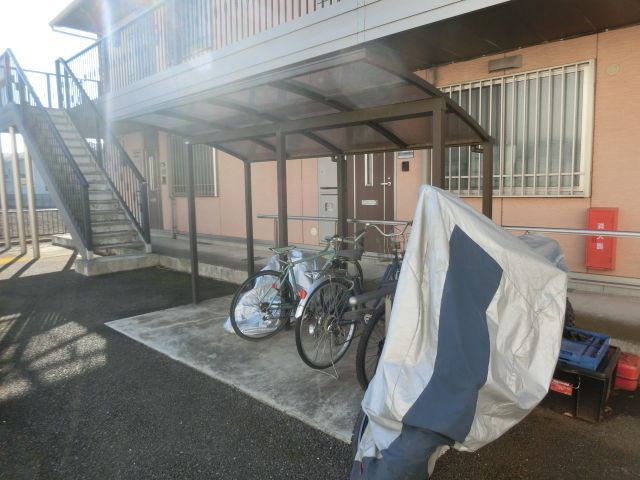 その他共有部分　屋根付きの駐輪場
