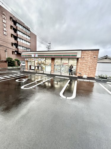 コンビニ　セブンイレブン東大阪中野南1丁目店（コンビニ）まで1062m