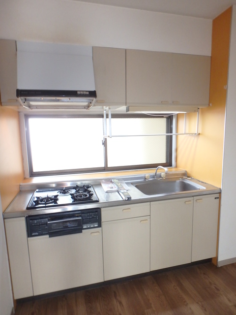 キッチン　写真は角部屋になります。