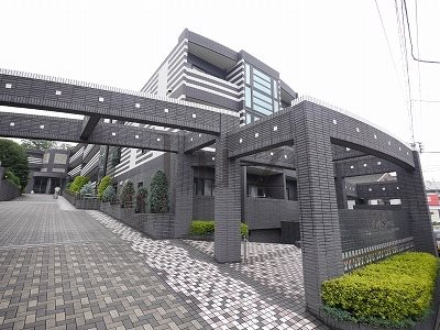 建物外観　2008年竣工のマンションです。