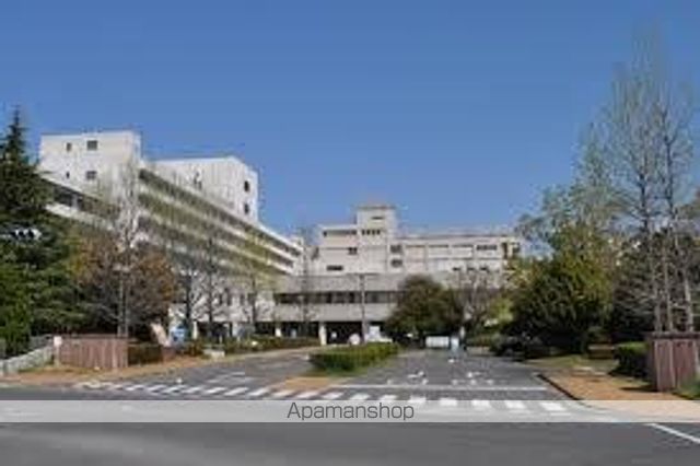 病院　香川大学医学部附属病院（病院）まで392m