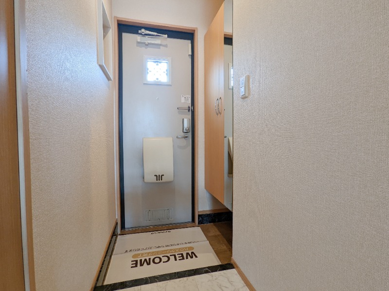 玄関　図面と現状に相違がある場合には現状を優先