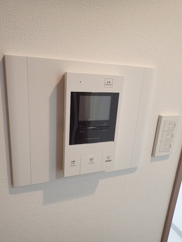セキュリティ　モニター付インターホン
