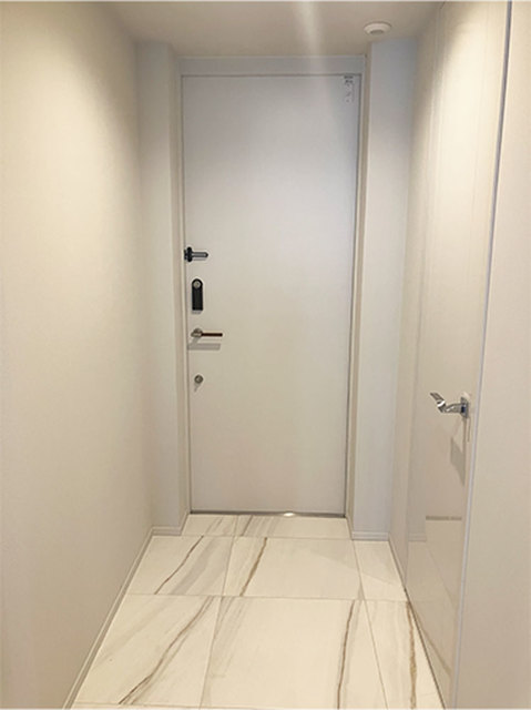 玄関　※写真は同タイプ住戸です。