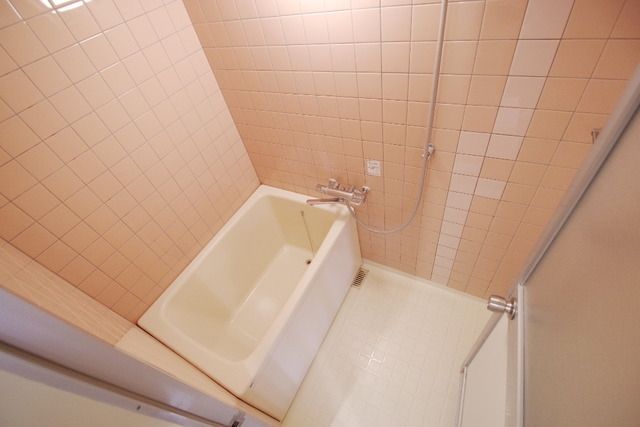 バス・シャワールーム　★お部屋探しはタウンハウジング稲田堤店まで★