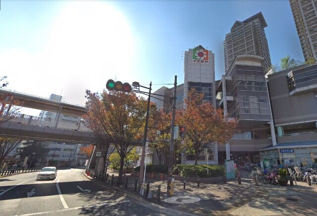 スーパー　イズミヤ阪和堺店（スーパー）まで149m