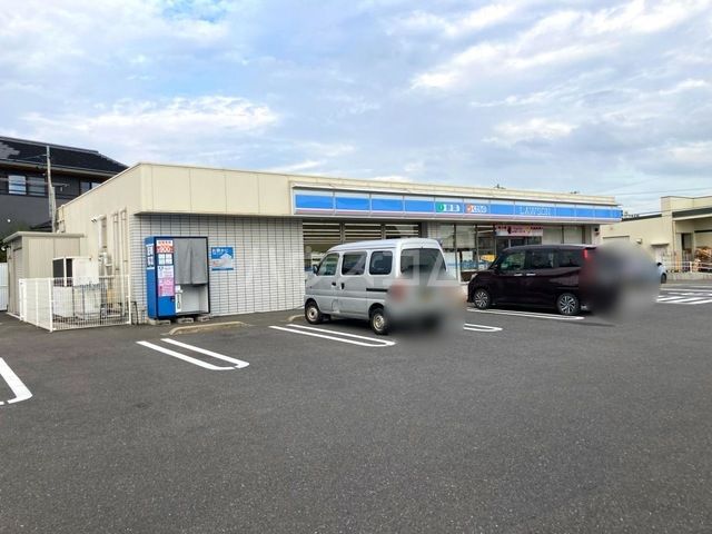コンビニ　ローソン江南市役所東（コンビニ）まで449m