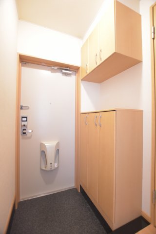 玄関　別号室の写真です。ご参考までに