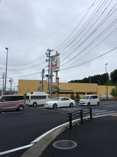 スーパー　ヨークベニマル新荒巻店（スーパー）まで516m