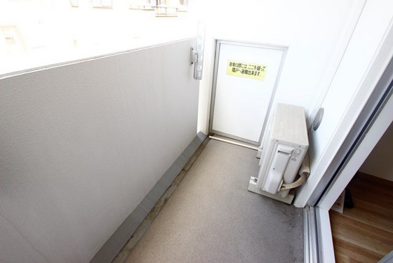 バルコニー　※別部屋の写真です