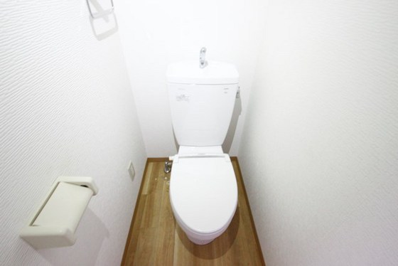 トイレ　※別部屋の写真です