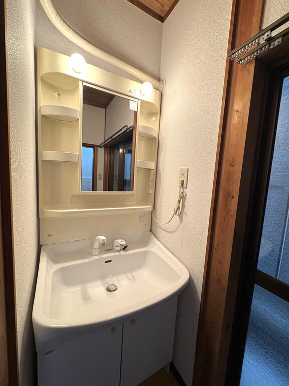 高野清水町貸家の内装写真