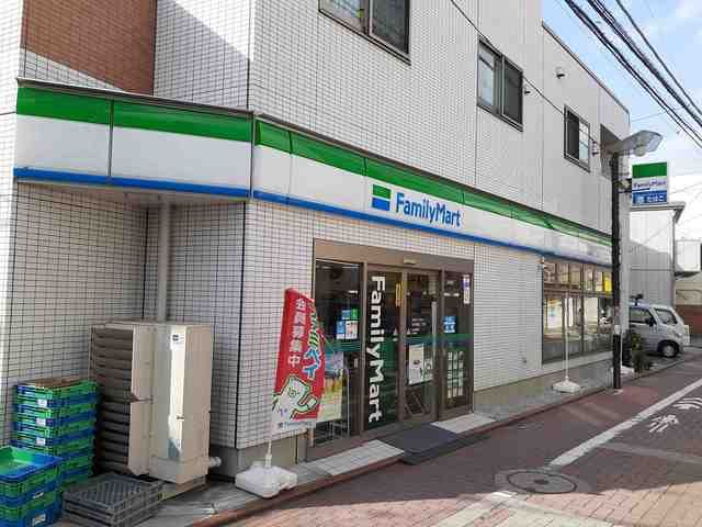 コンビニ　ファミリーマート大田南蒲田二（コンビニ）まで155m