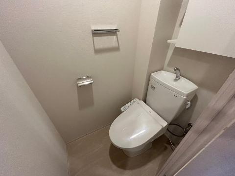 トイレ　シャワー付トイレ