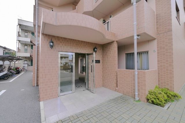 エントランス　建物エントランス