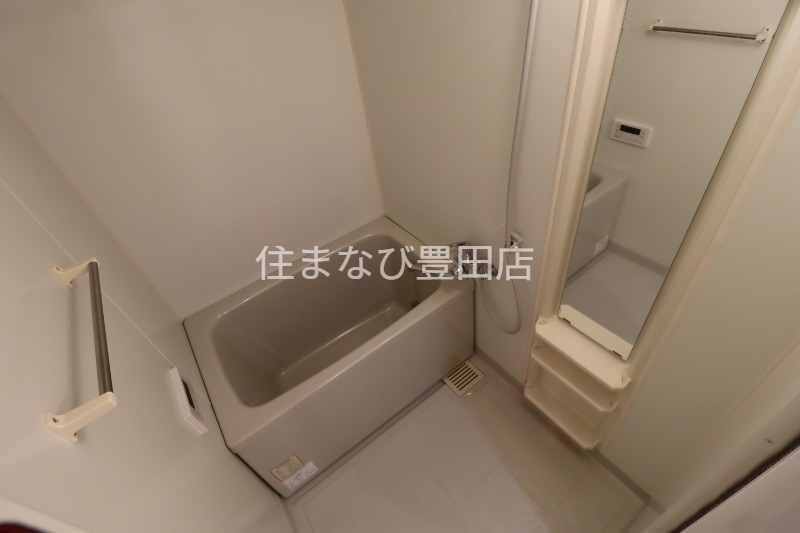 バス・シャワールーム　同型タイプ