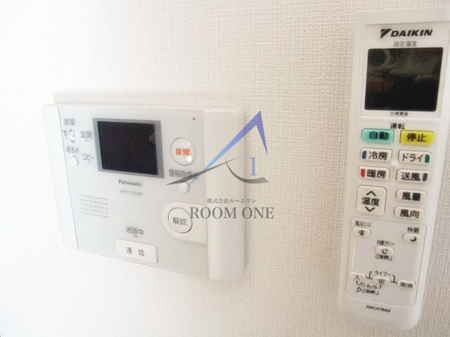 セキュリティ　モニター付きインターホンです。