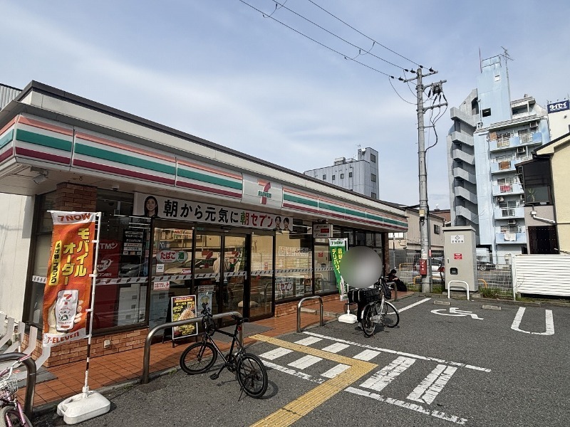 コンビニ　セブンイレブン大阪都島本通1丁目店（コンビニ）まで445m