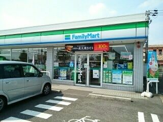 コンビニ　ファミリーマート　木曽川役場前（コンビニ）まで440m
