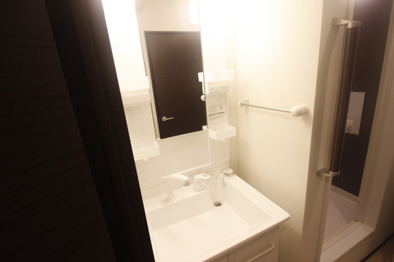 洗面設備　※別部屋の写真です