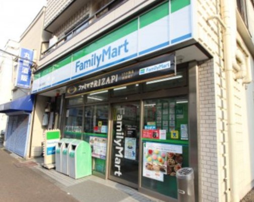 コンビニ　ファミリーマート 丸善日暮里店（コンビニ）まで965m