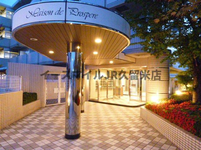 エントランス　落ち着いたエントランスです