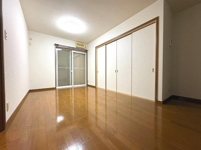 岡山町戸建の居間写真