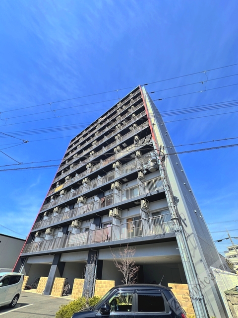 建物外観　シュッとした外観♪