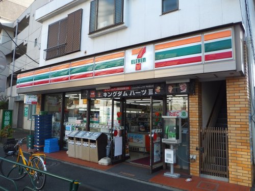 コンビニ　セブンイレブン 中野6丁目店（コンビニ）まで372m