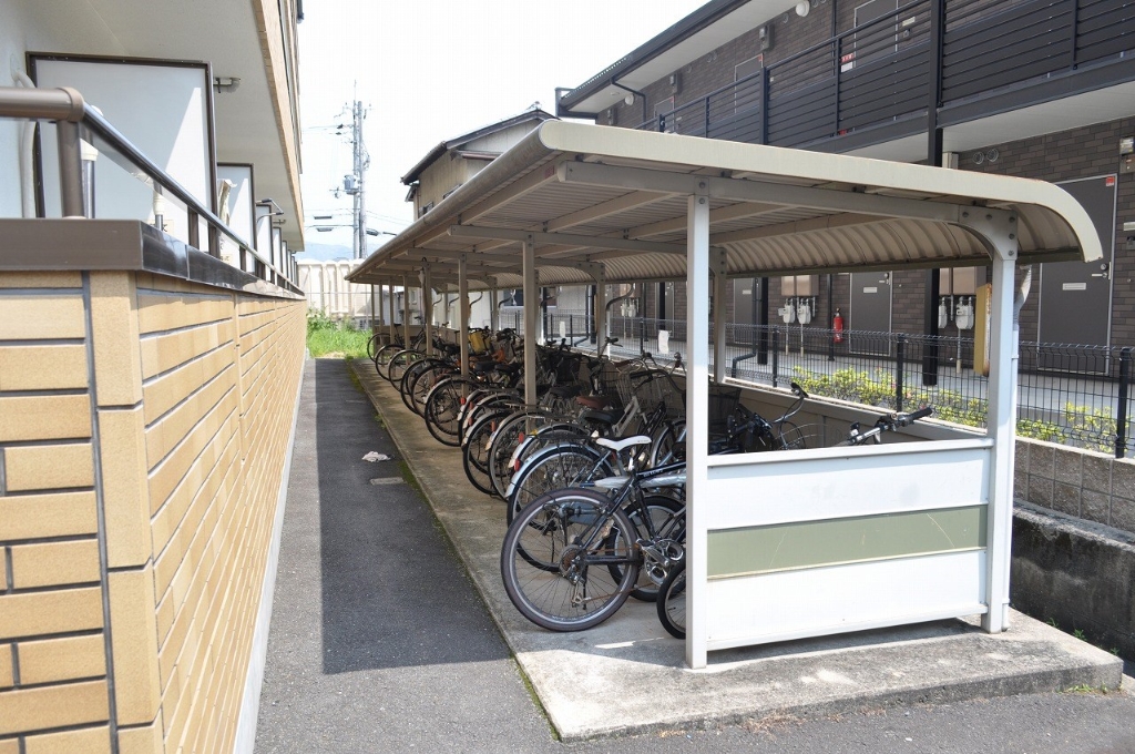 駐車場　駐輪場