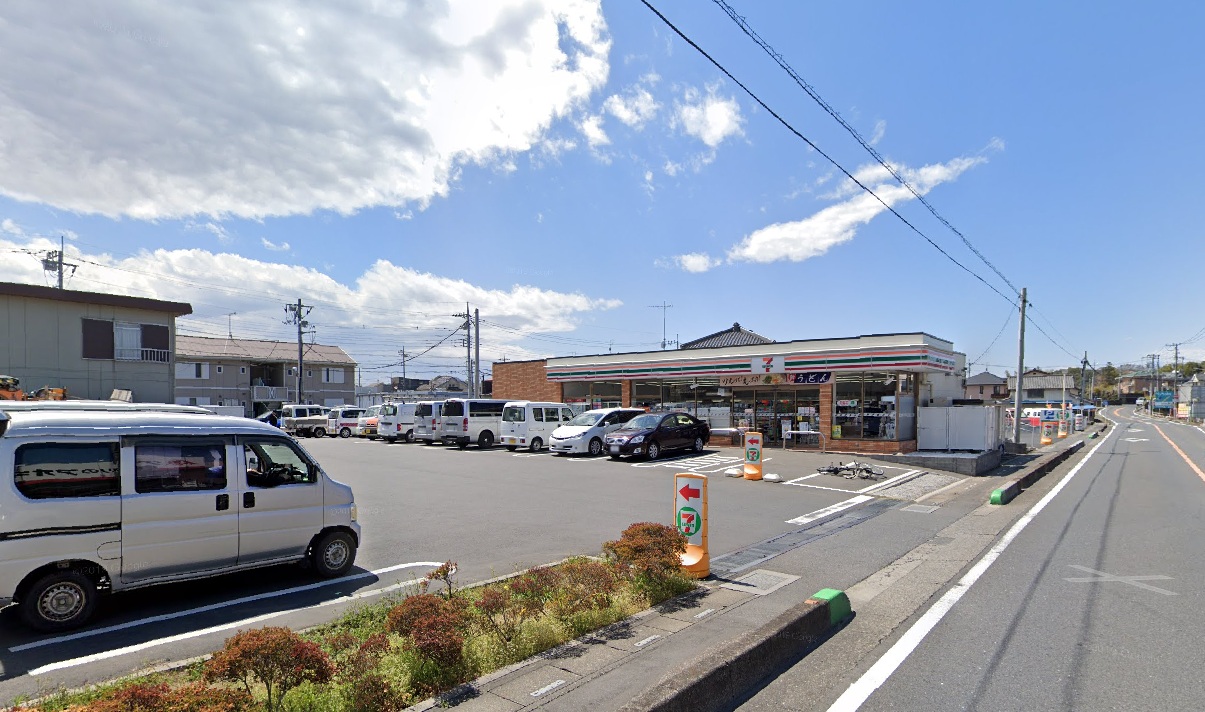 コンビニ　セブンイレブン春日部栄町2丁目店（コンビニ）まで602m