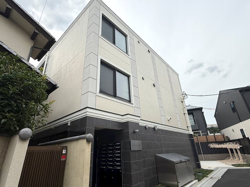 京王線 明大前駅 徒歩10分 築1年