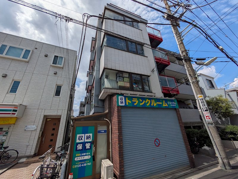 建物外観