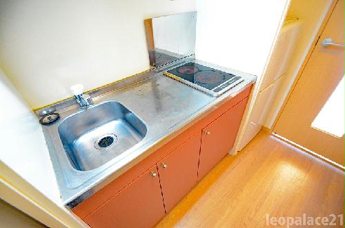 キッチン　備品や設備仕様は号室等により異なります現地をご確認下さい。