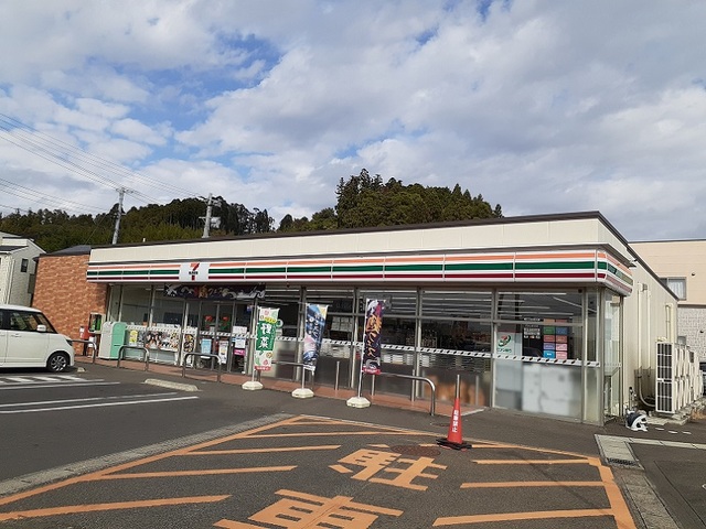 コンビニ　セブンイレブン仙台鶴が丘店（コンビニ）まで290m