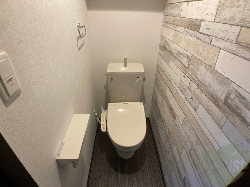 トイレ　ウォシュレット機能がついたトイレ。安心して使用できますね。
