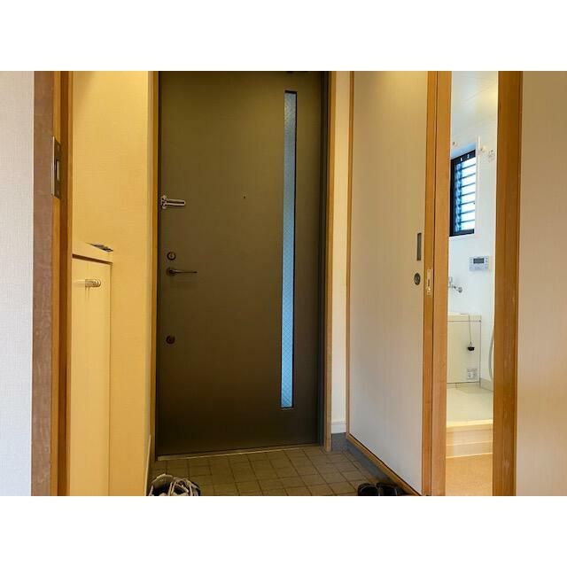 玄関　（別タイプ参考写真）ＳＵＮＮＹ　ＳＩＤＥ　ＫＩＢ　文京区水道