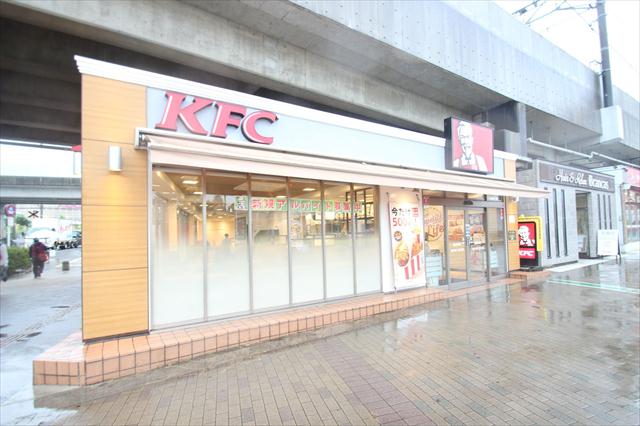 飲食店　ケンタッキー（飲食店）まで710m